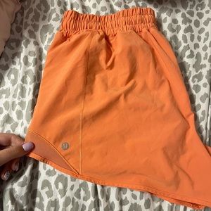 LULULEMON HOTTU HOT 4”